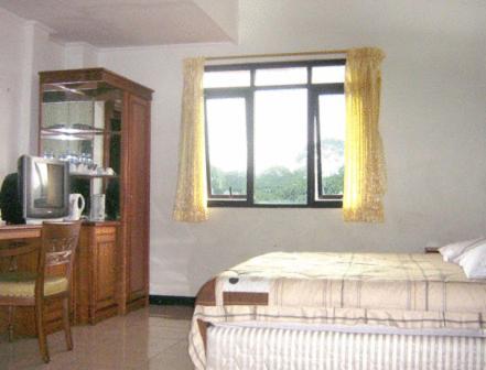 Hotel Cihampelas 1 Bandung Room photo